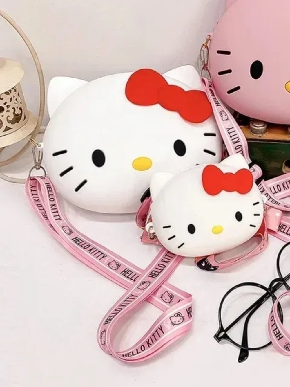 Hello Kitty Kids Crossbody Bag Set in White and Red - Party Favors (5 Pack)